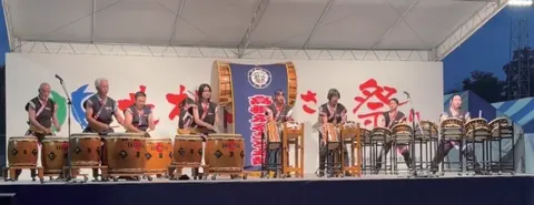 高根ふるさと太鼓の演奏の様子